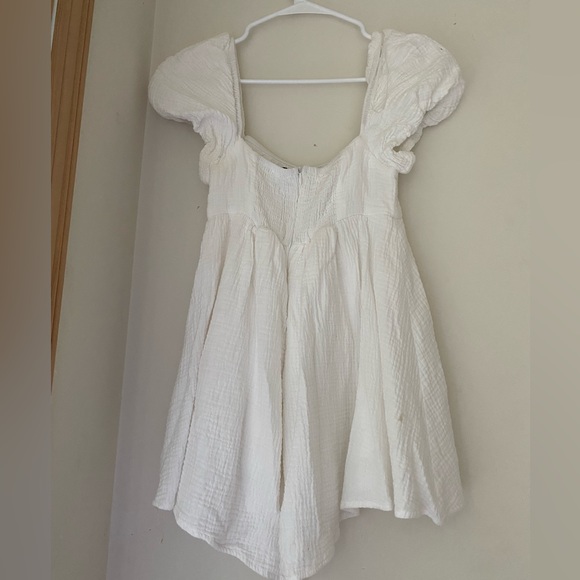 Flowy white princess polly romper - Picture 4 of 5